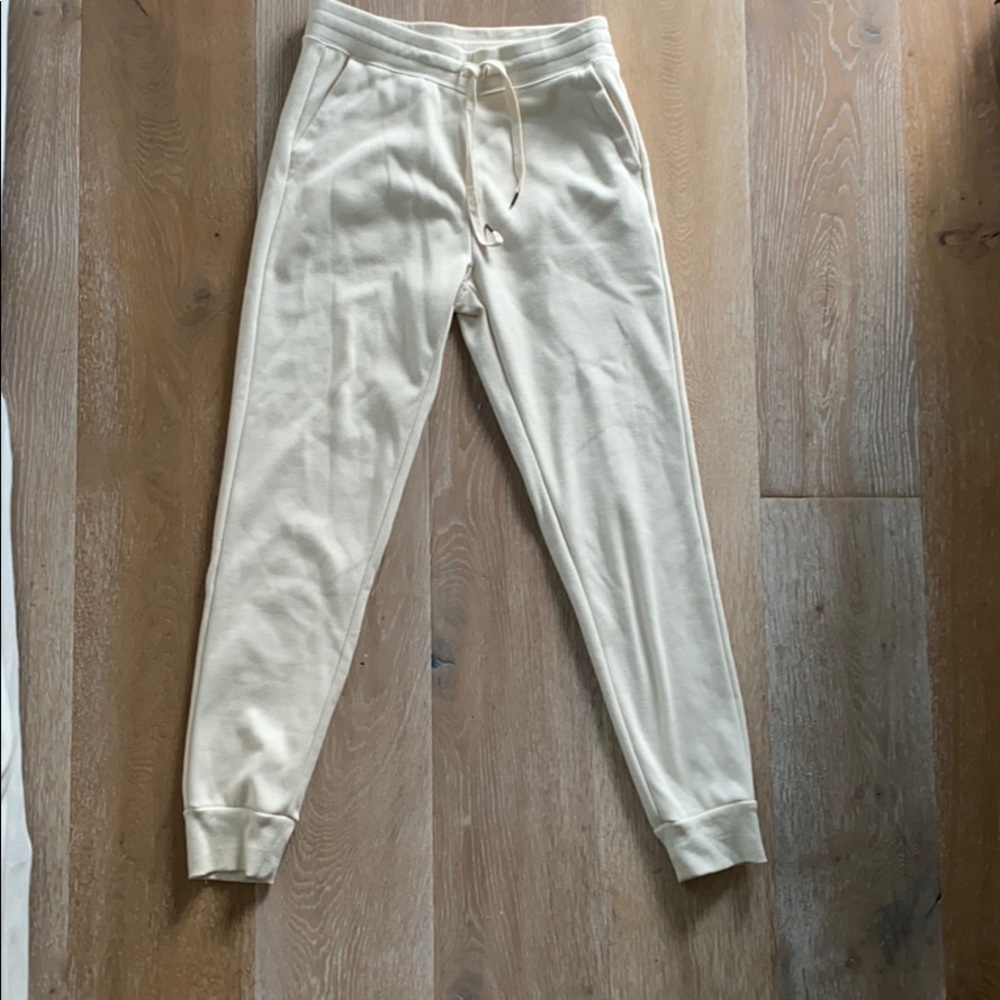 Uniqlo sweatpants!!